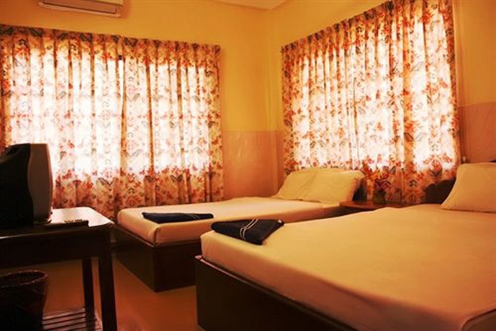 Bokre Angkor Hostel Сиемрип Экстерьер фото