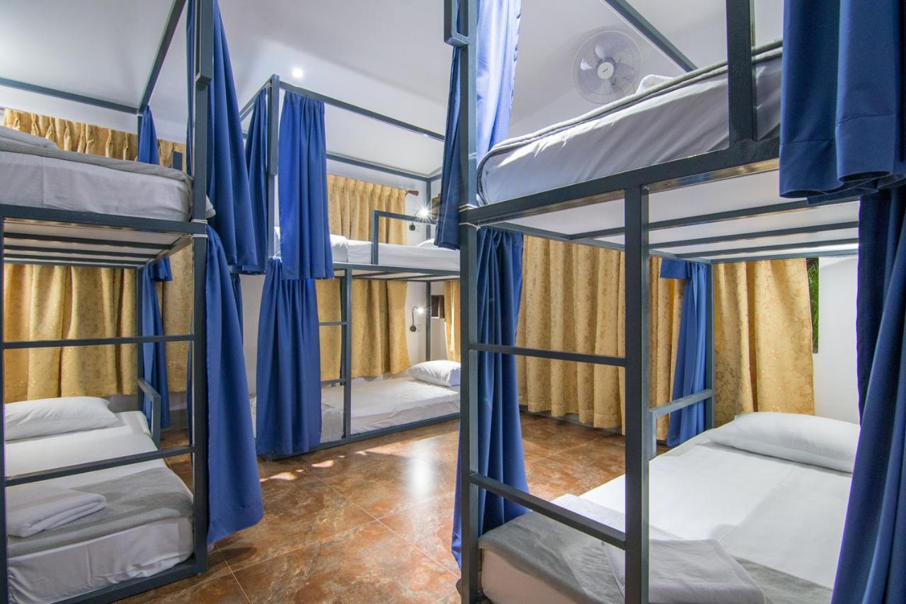 Bokre Angkor Hostel Сиемрип Экстерьер фото