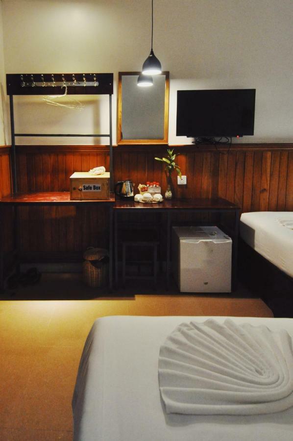 Bokre Angkor Hostel Сиемрип Экстерьер фото
