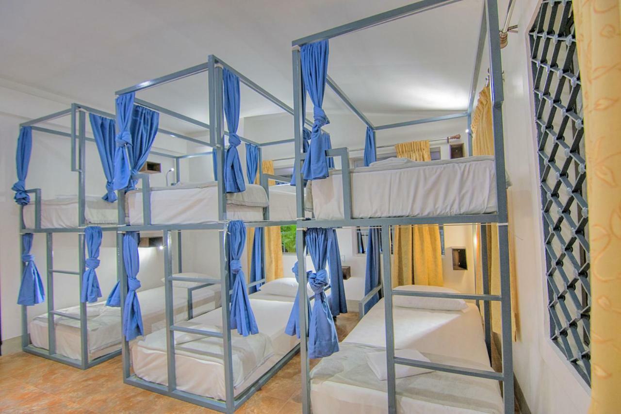 Bokre Angkor Hostel Сиемрип Экстерьер фото
